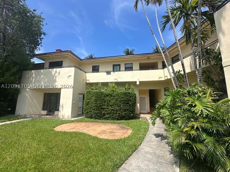 32 Camden Dr 8