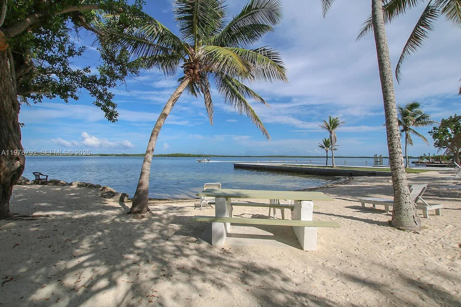 LARGO SOUND PARK - Residential Lease