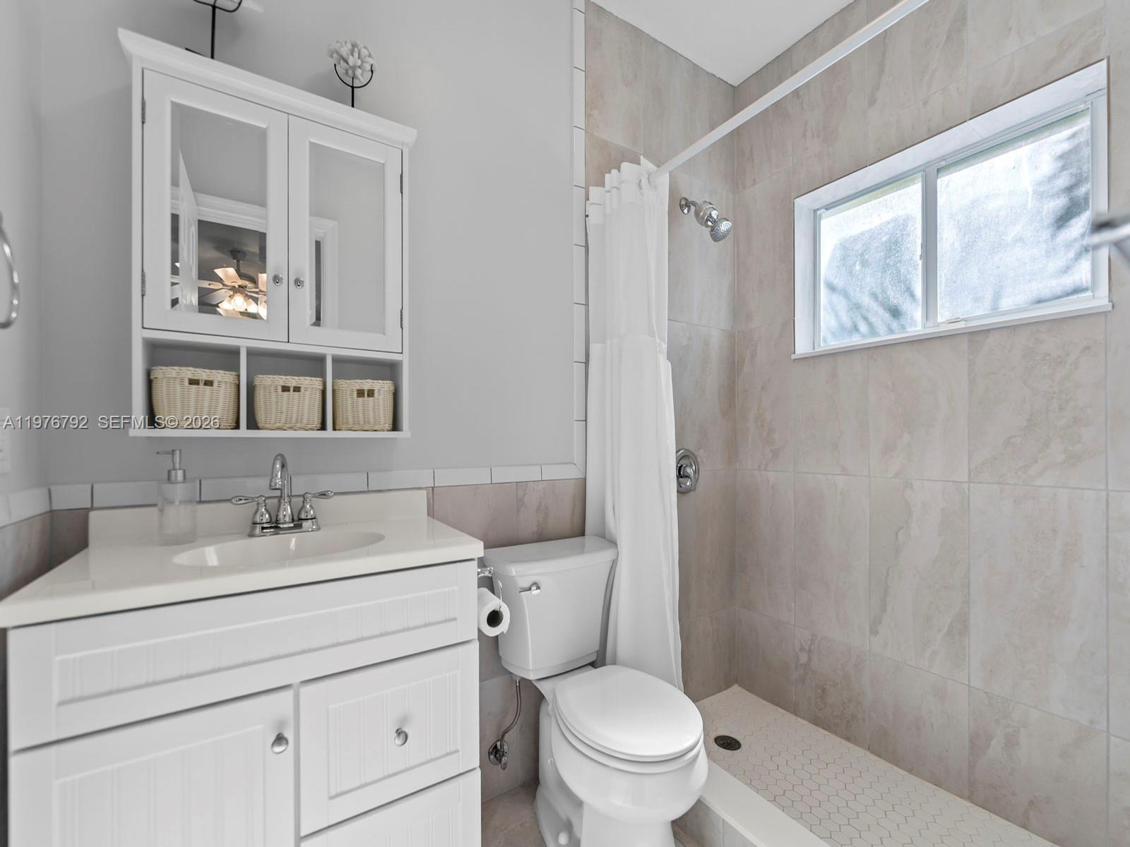 LARGO SOUND PARK - Residential Lease