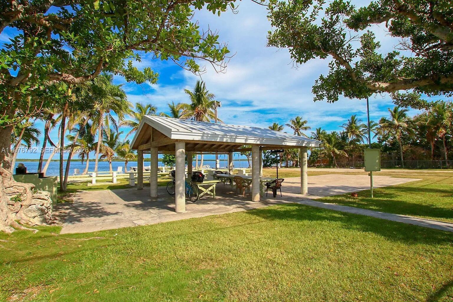 LARGO SOUND PARK - Residential Lease