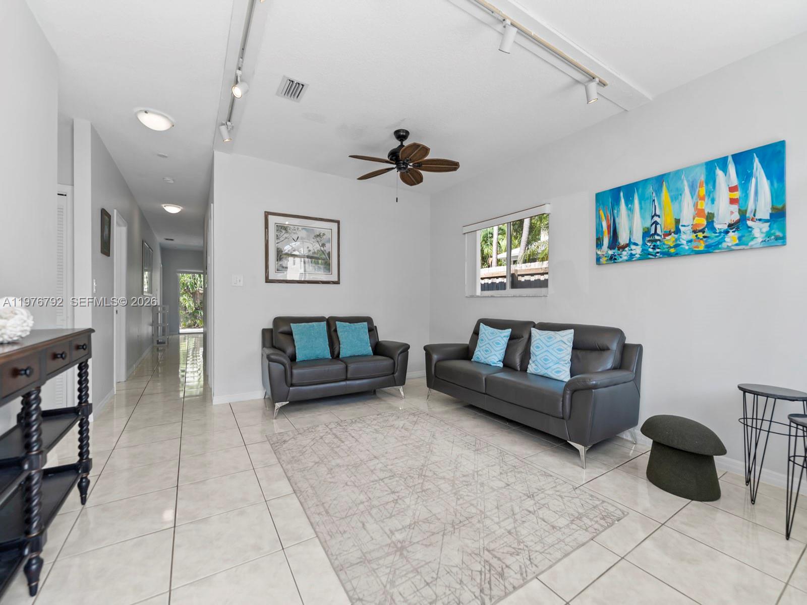 LARGO SOUND PARK - Residential Lease