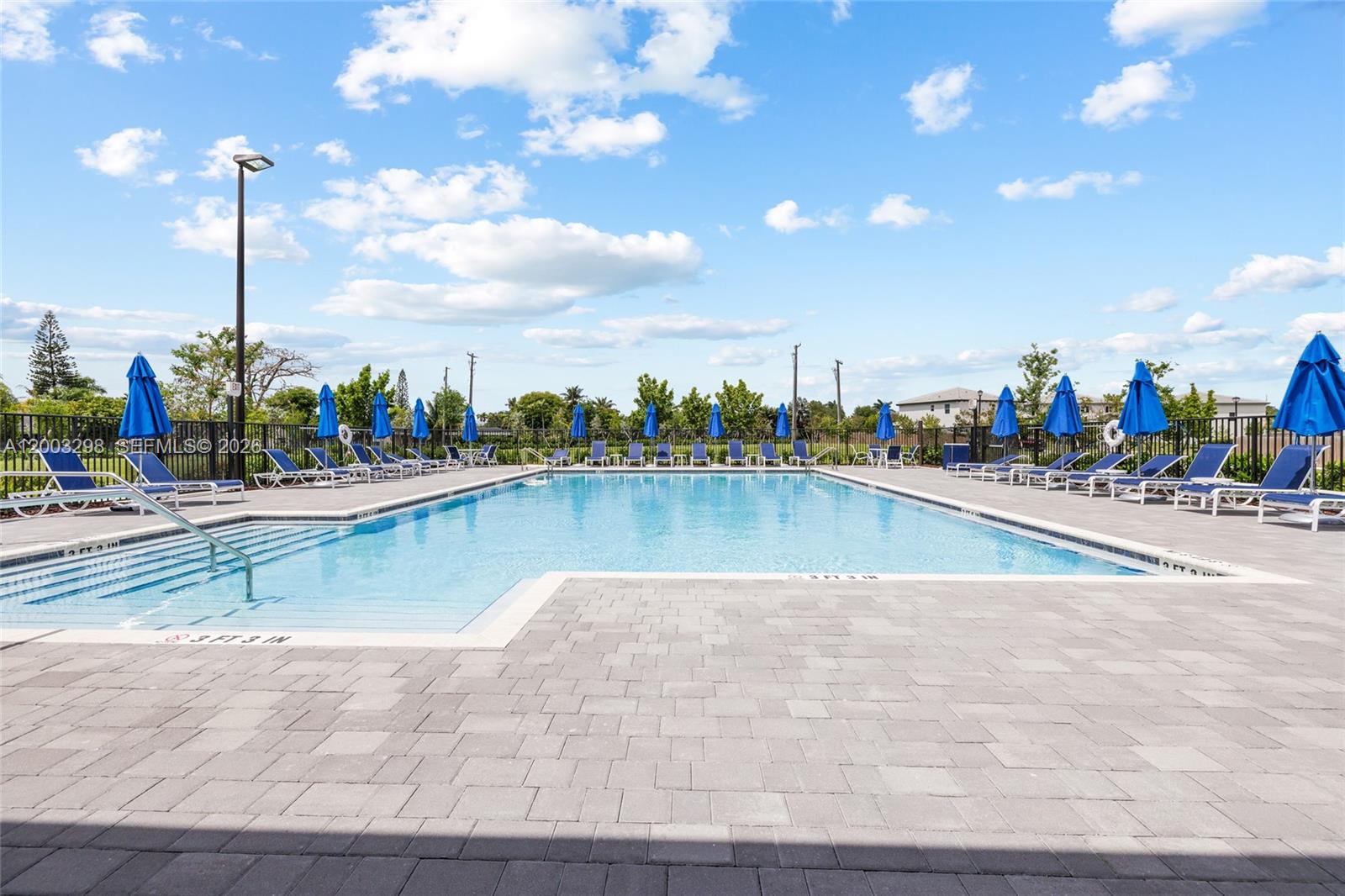 STEIN ASSEMBLAGE - Residential