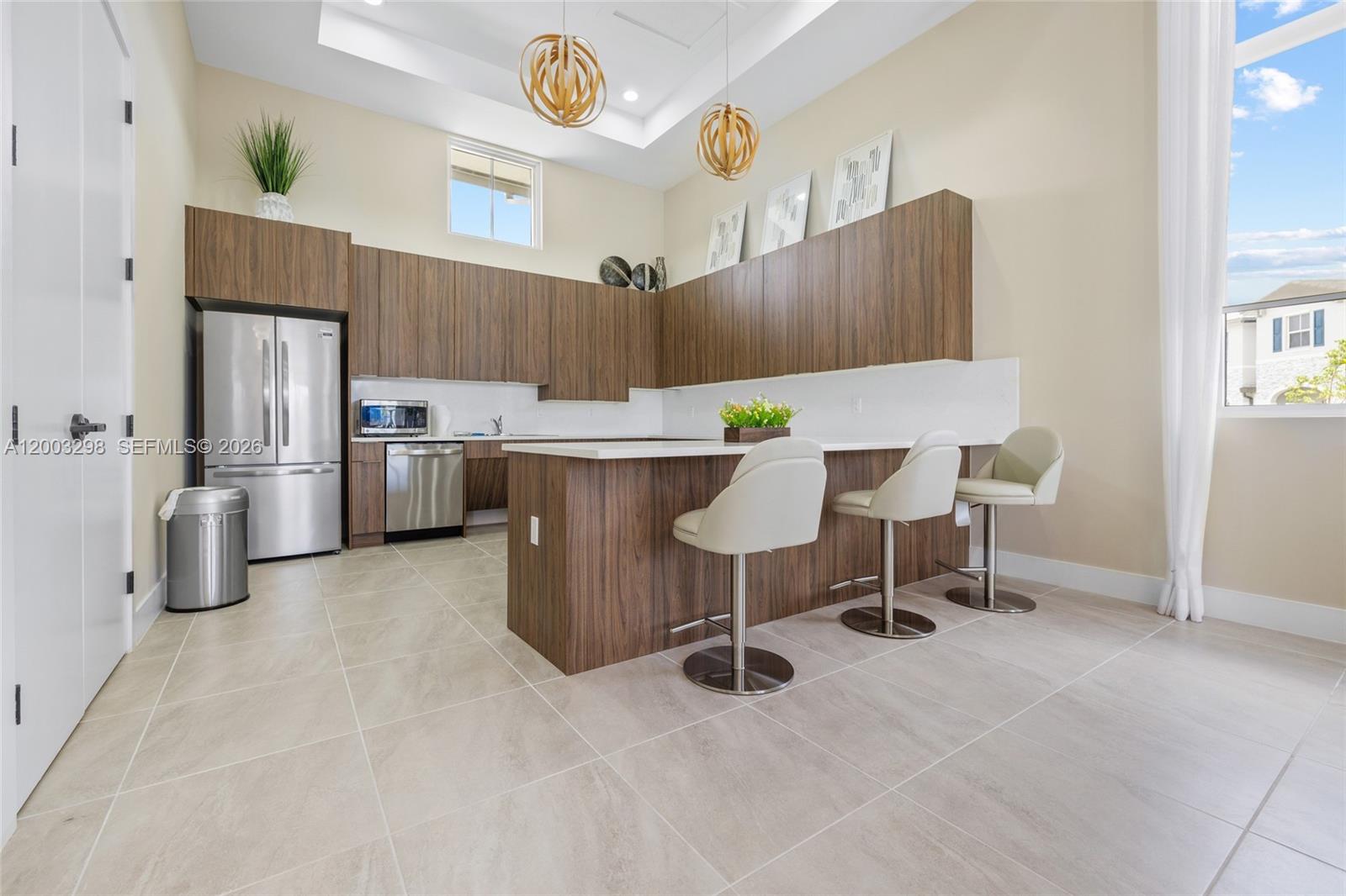 STEIN ASSEMBLAGE - Residential