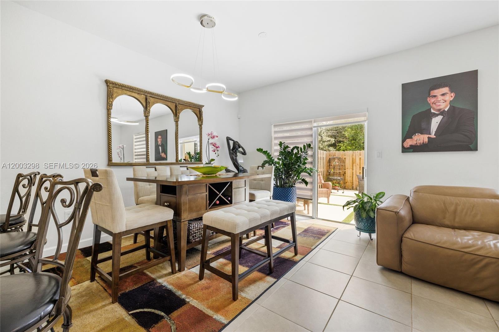 STEIN ASSEMBLAGE - Residential