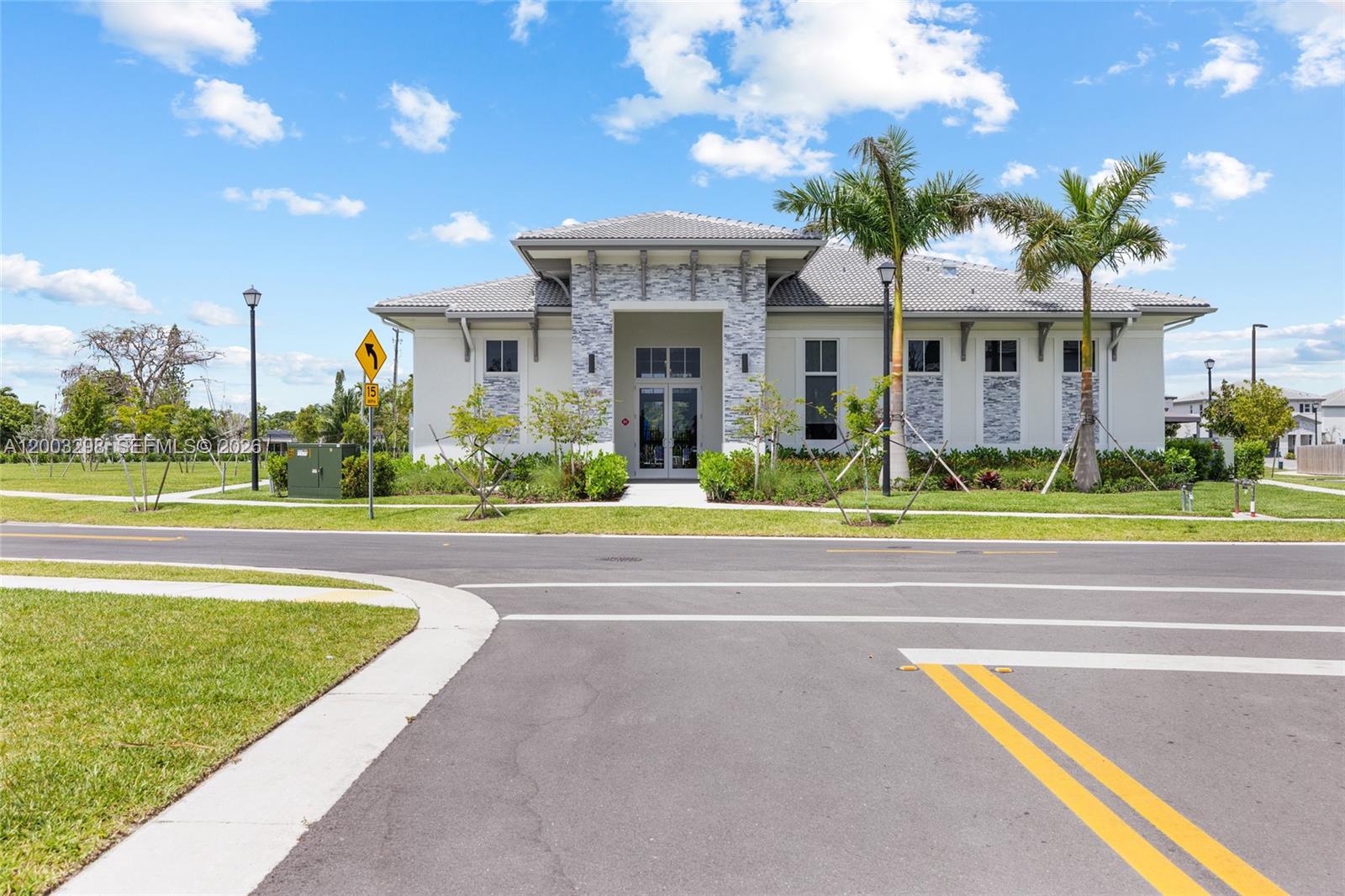 STEIN ASSEMBLAGE - Residential