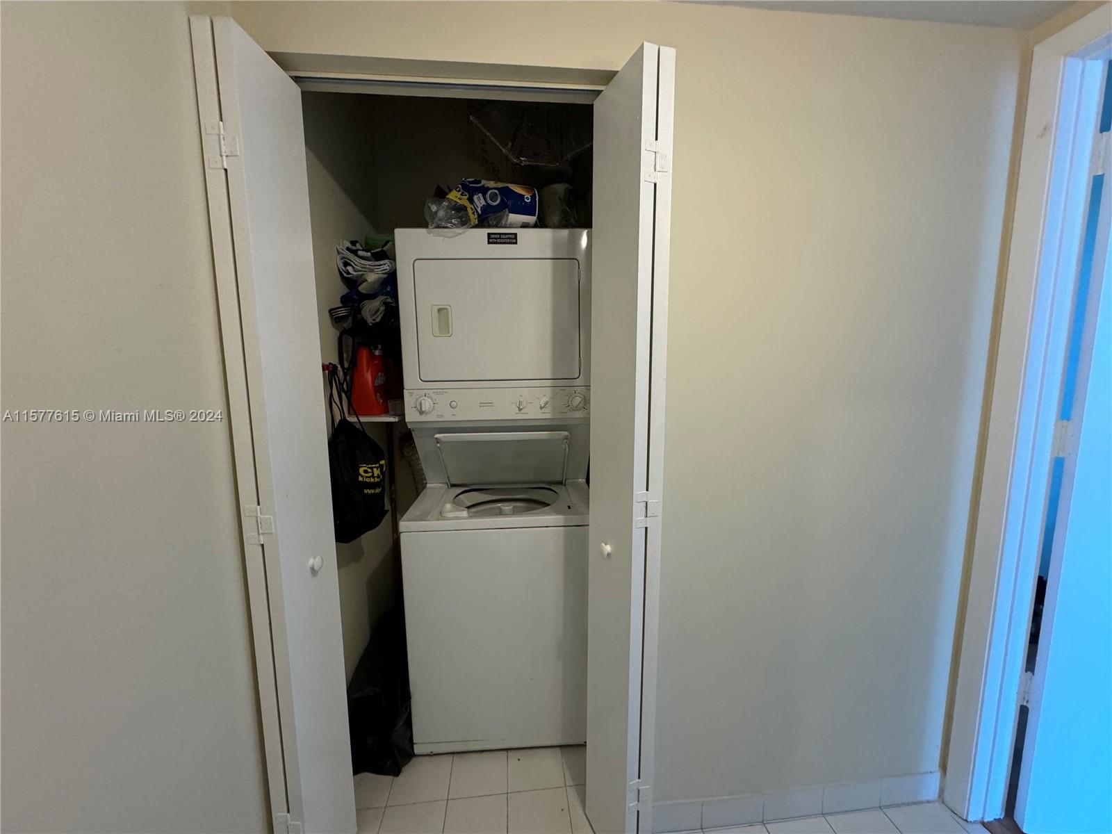 NEO VERTIKA CONDO - Residential