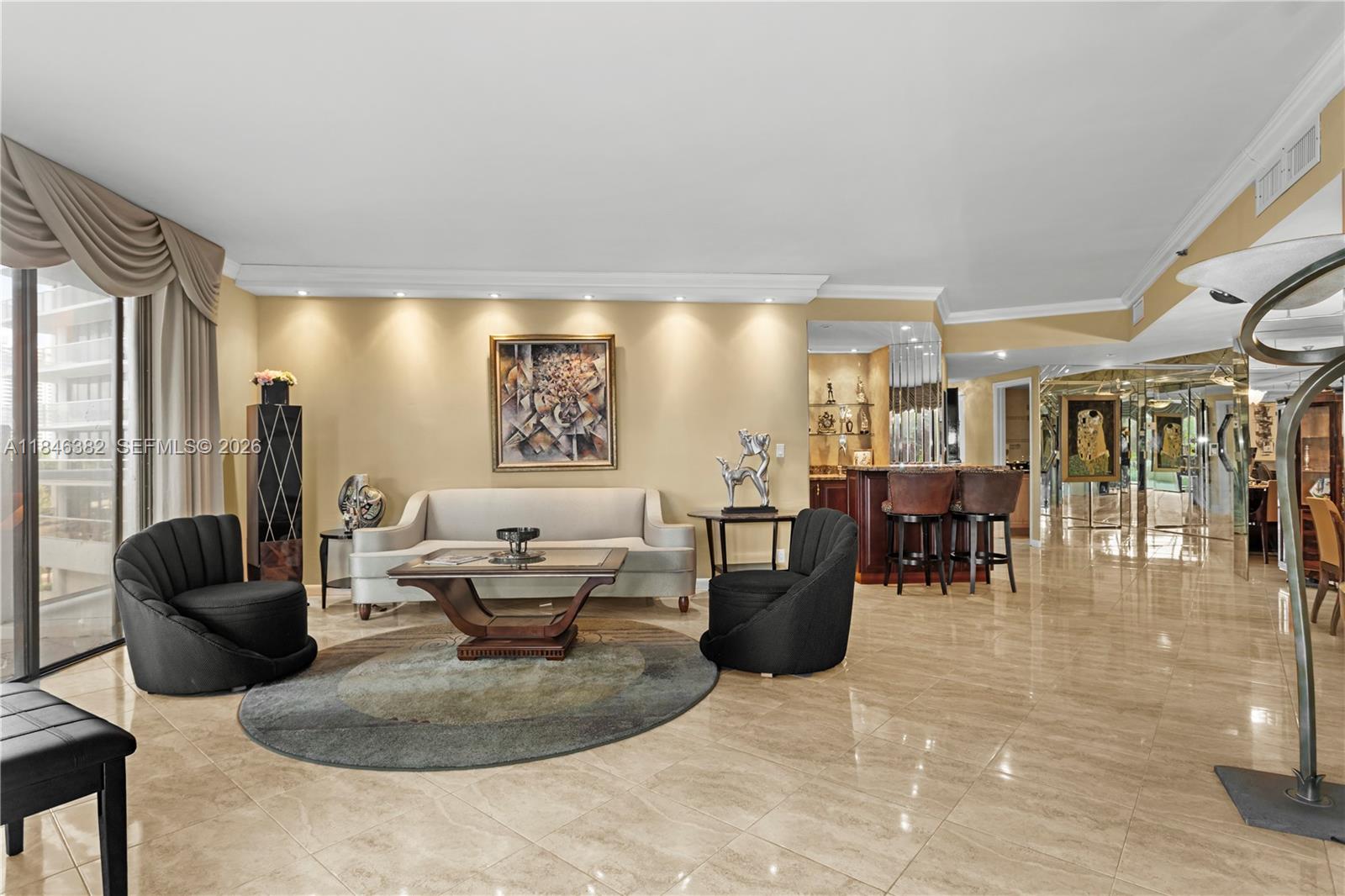 HAMPTONS WEST CONDO - Residential