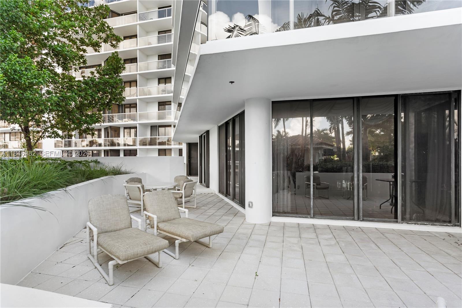 HAMPTONS WEST CONDO - Residential