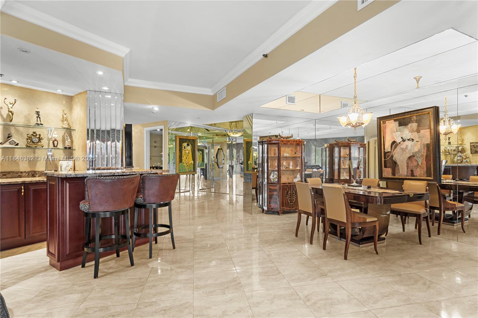 HAMPTONS WEST CONDO - Residential