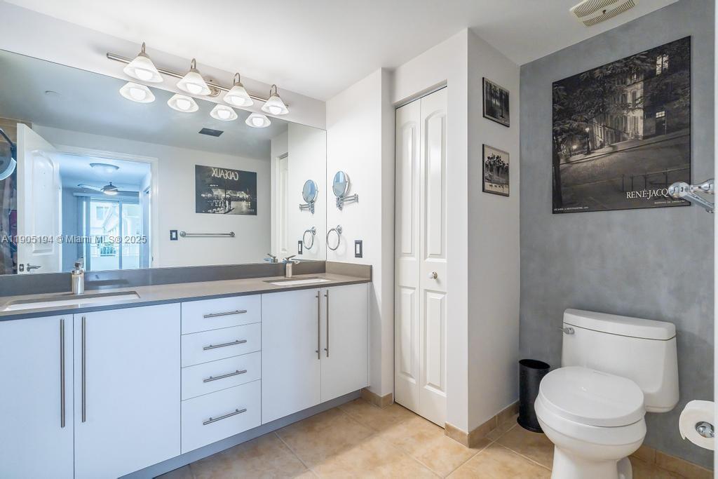 TOSCANO CONDO - Residential