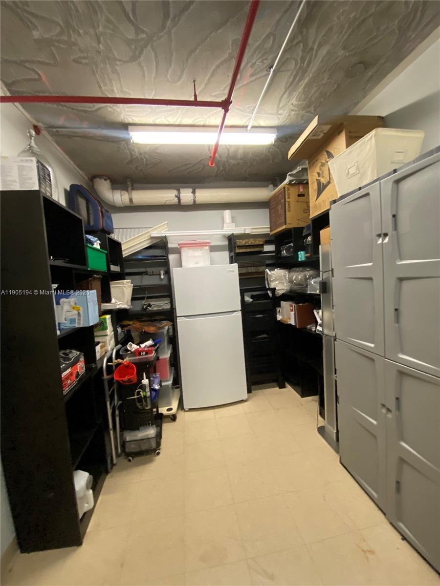 TOSCANO CONDO - Residential