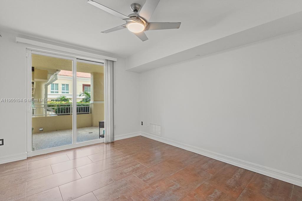 TOSCANO CONDO - Residential