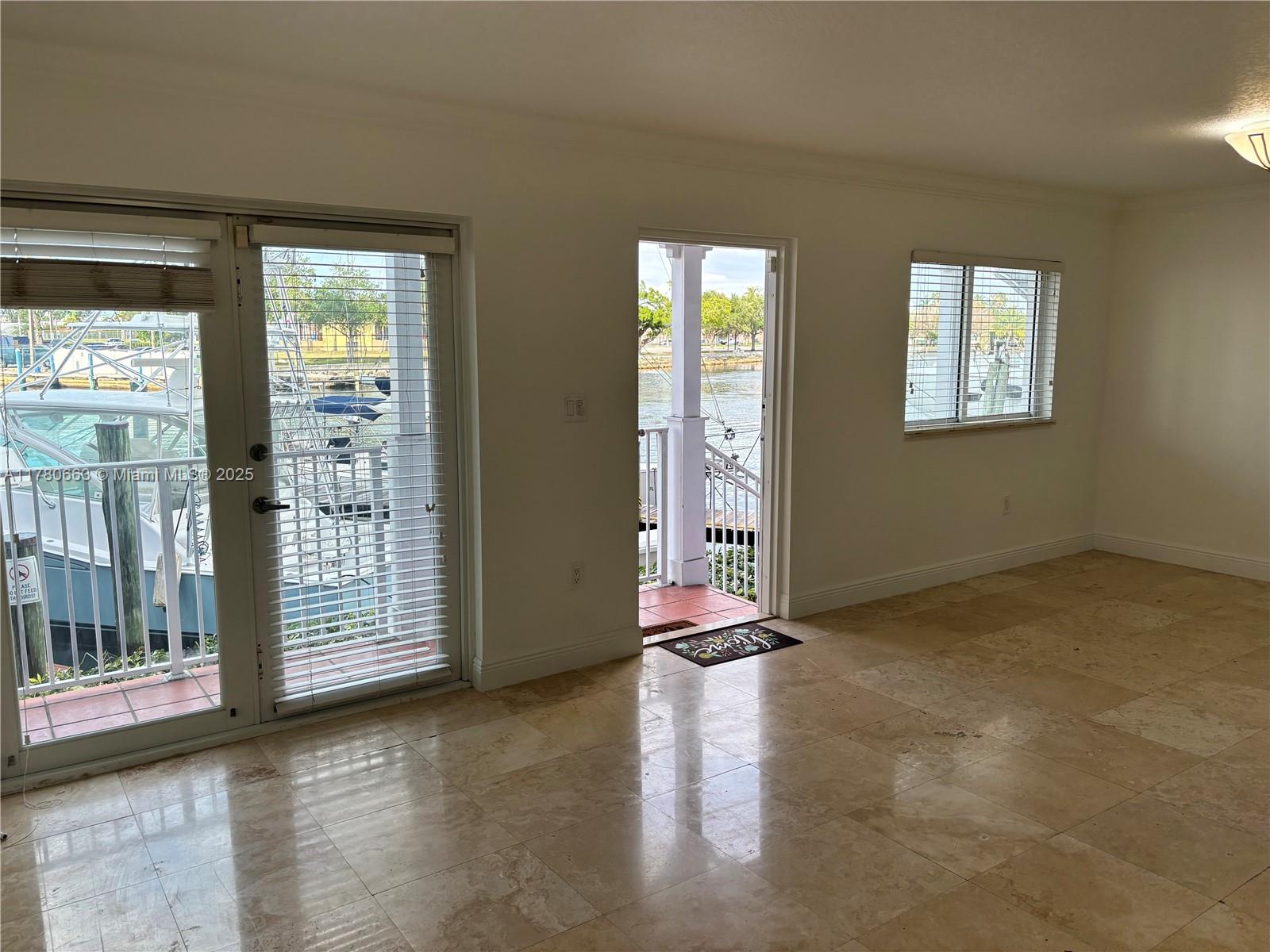 2415 NW 16th St Rd 103