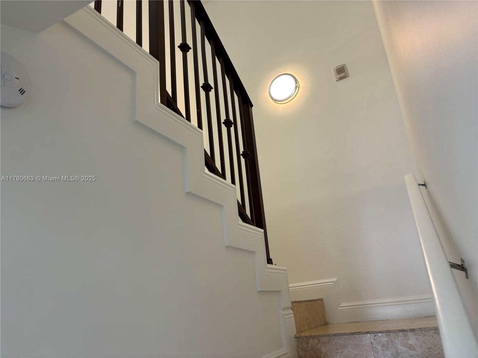 2415 NW 16th St Rd 103