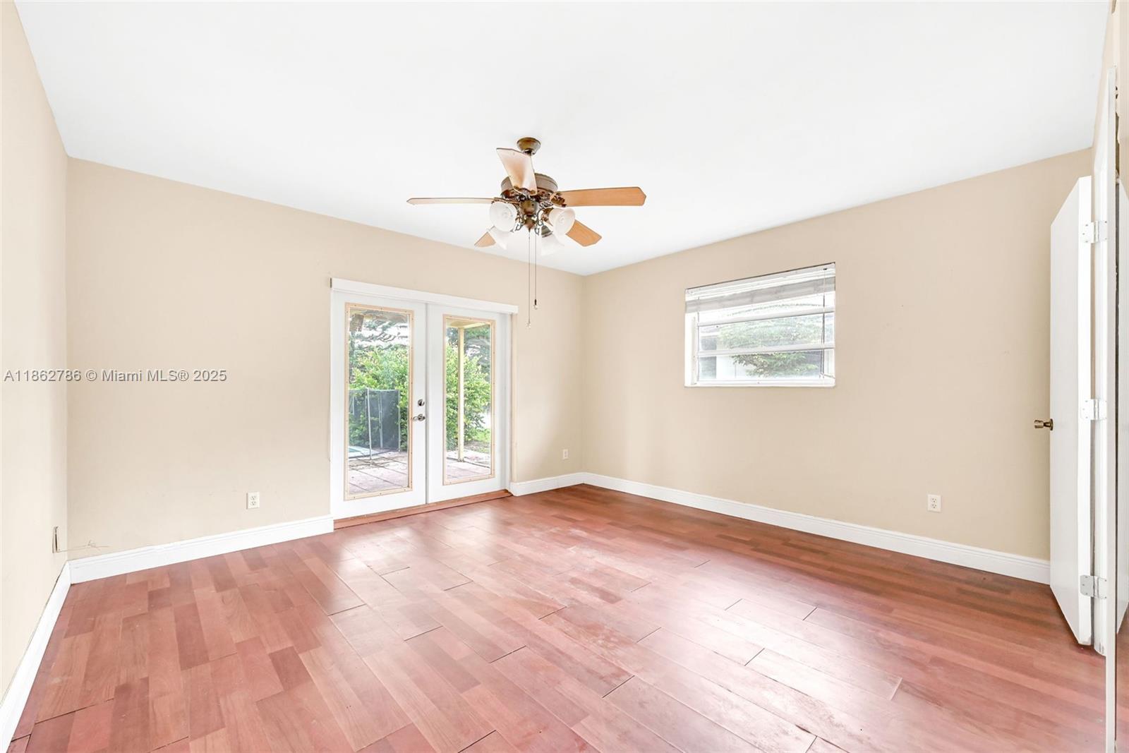 MIAMI LAKES SEC 5 - Residential