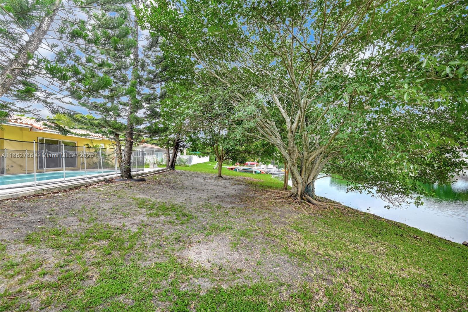 MIAMI LAKES SEC 5 - Residential