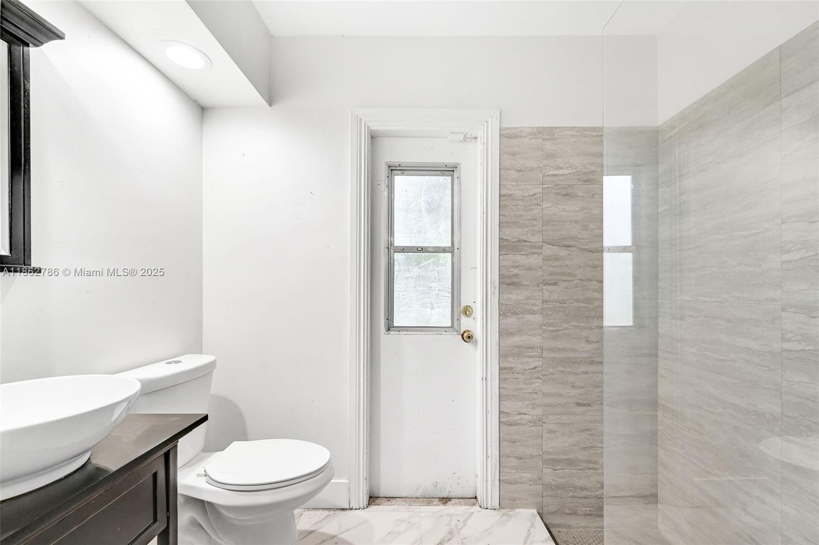 MIAMI LAKES SEC 5 - Residential