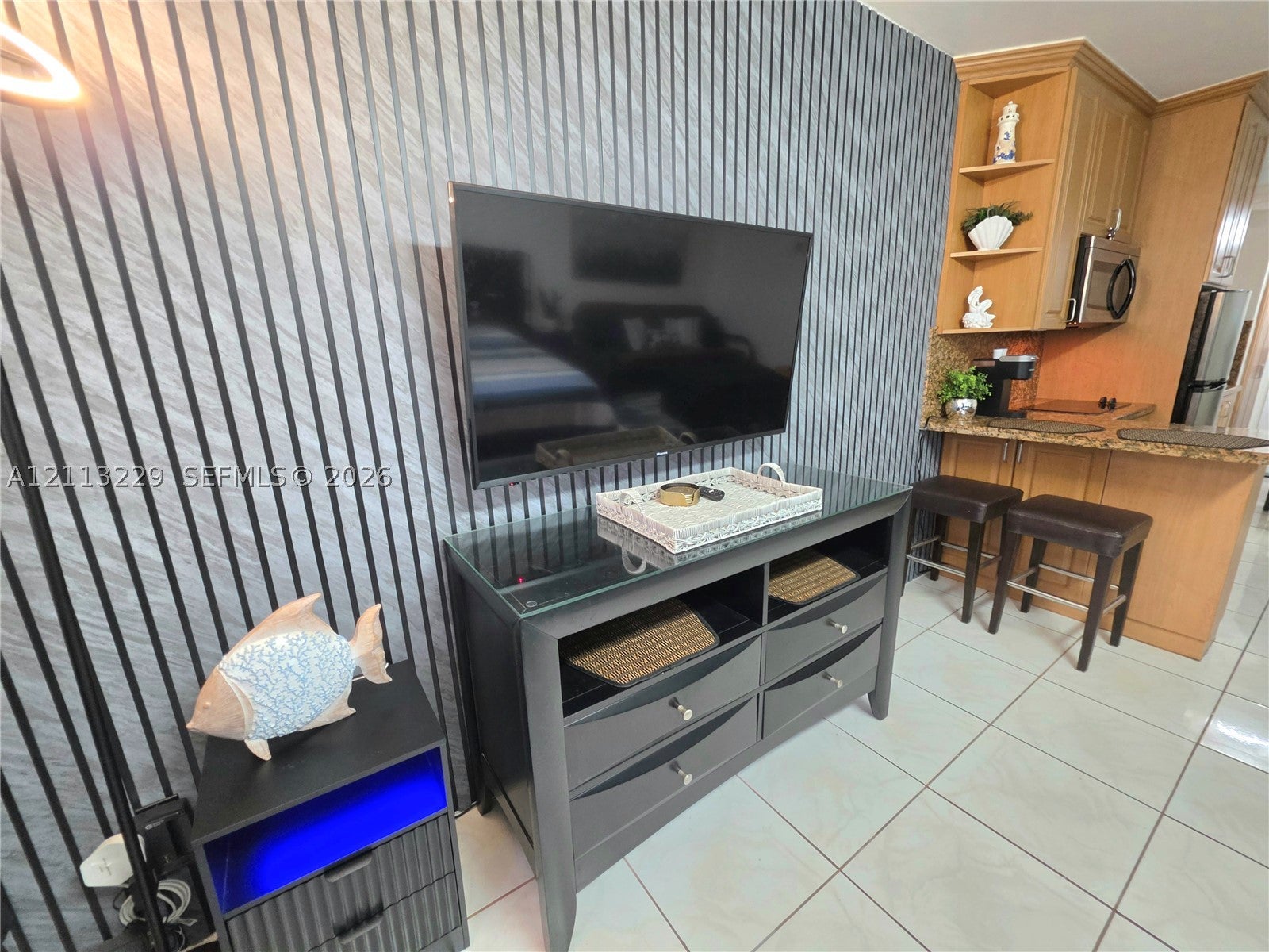 19201 COLLINS AVE 432