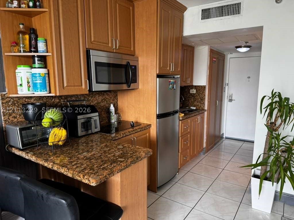 19201 COLLINS AVE 432