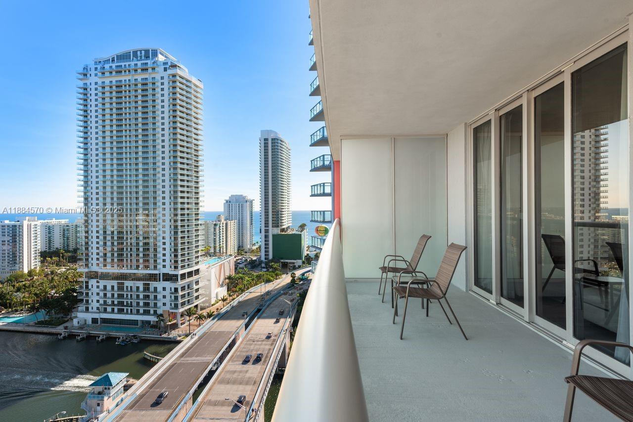 BEACHWALK CONDOMINIUM - Residential