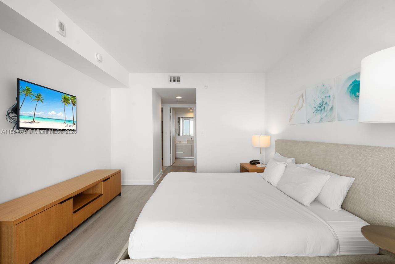 BEACHWALK CONDOMINIUM - Residential
