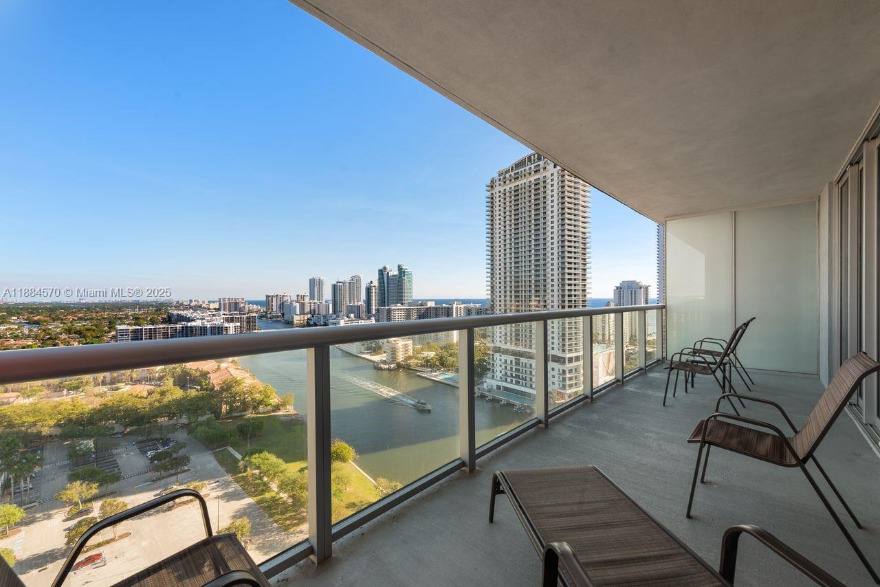 BEACHWALK CONDOMINIUM - Residential
