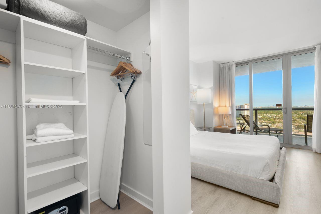 BEACHWALK CONDOMINIUM - Residential
