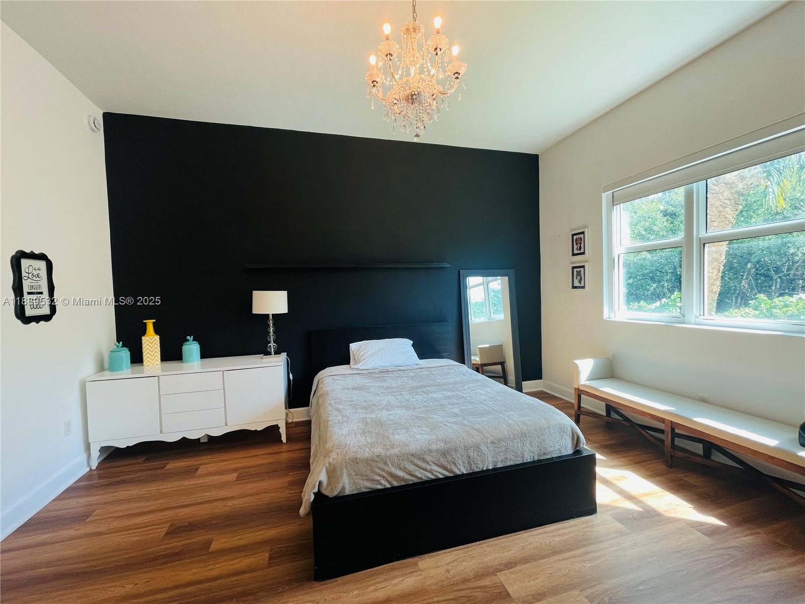 THE OAKS I CONDO - Residential Lease