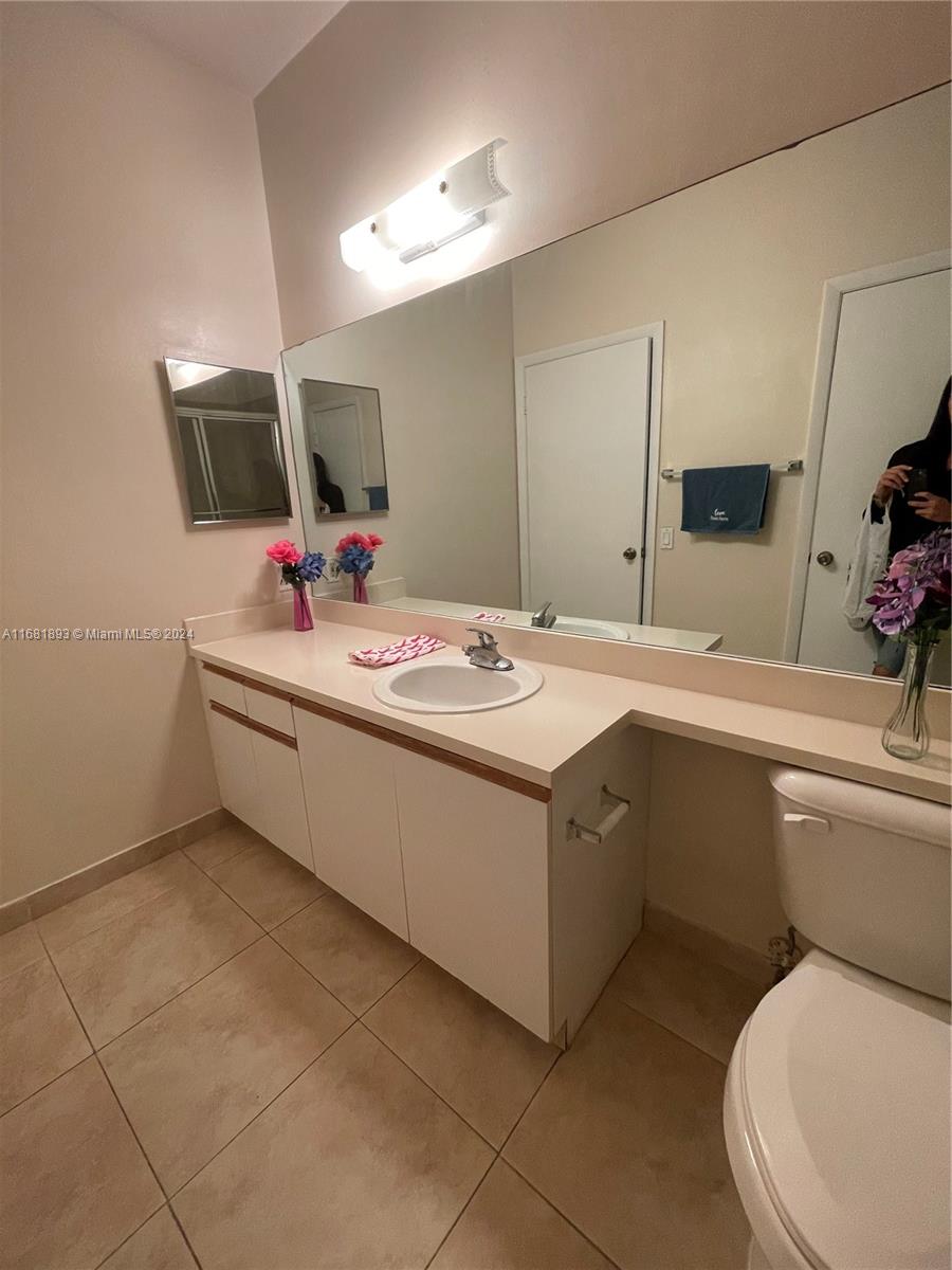 WATERS EDGE AT DEERFIELD - Residential