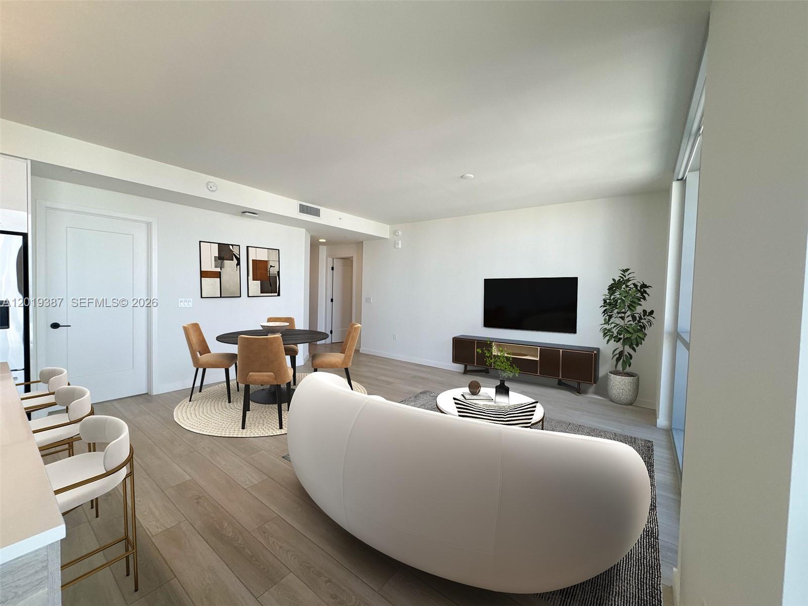333 S New River Dr E 2006