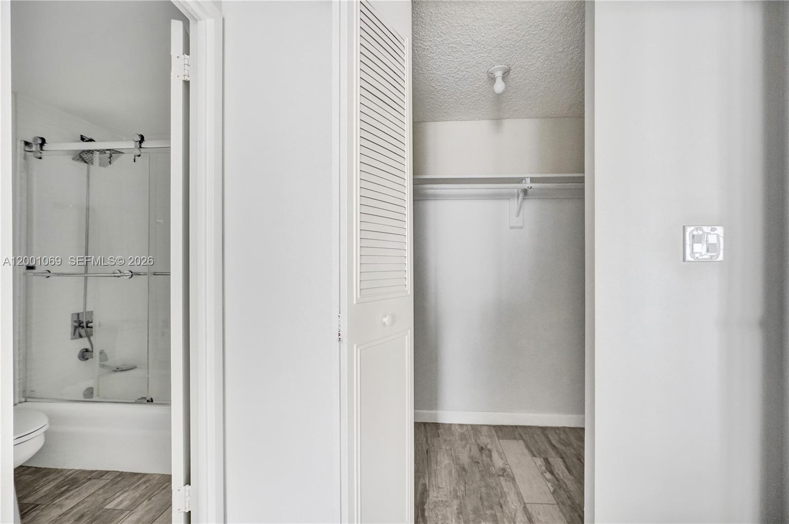 WINSTON TOWERS 200 - Residential Lease