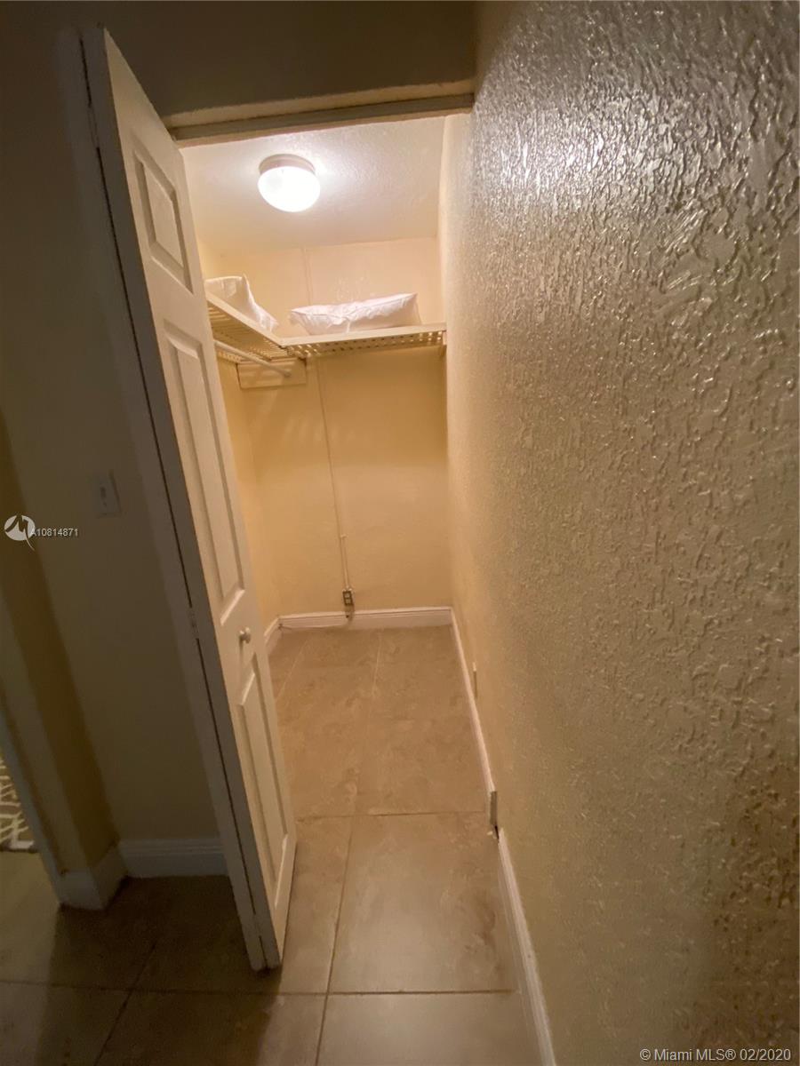 SUN LAND PARK - Residential Lease