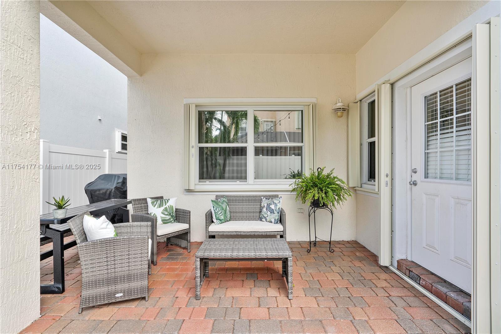 WALNUT CREEK REPLAT NO 1 - Residential