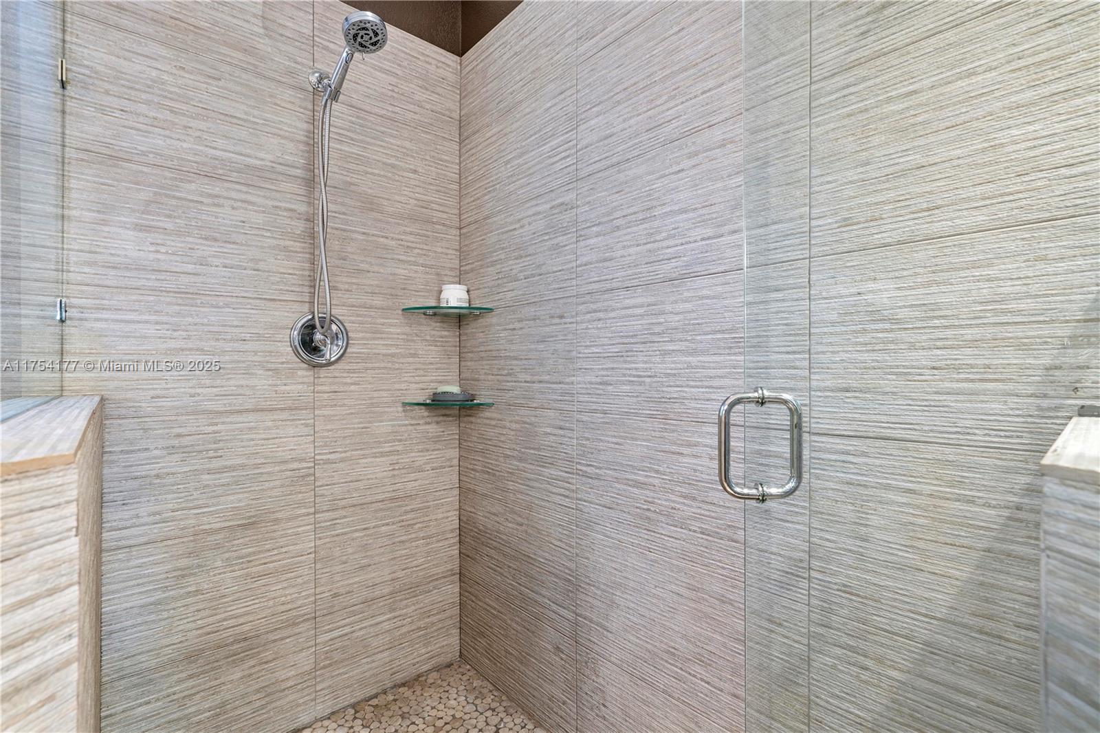 WALNUT CREEK REPLAT NO 1 - Residential