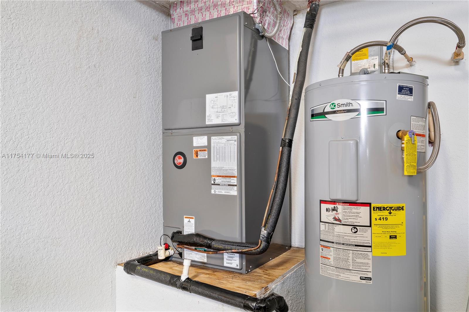 WALNUT CREEK REPLAT NO 1 - Residential