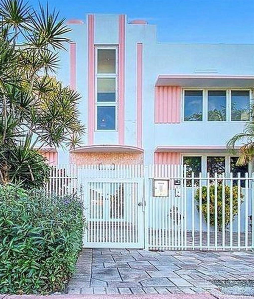 JEFFERSON PLACE CONDO - Residential