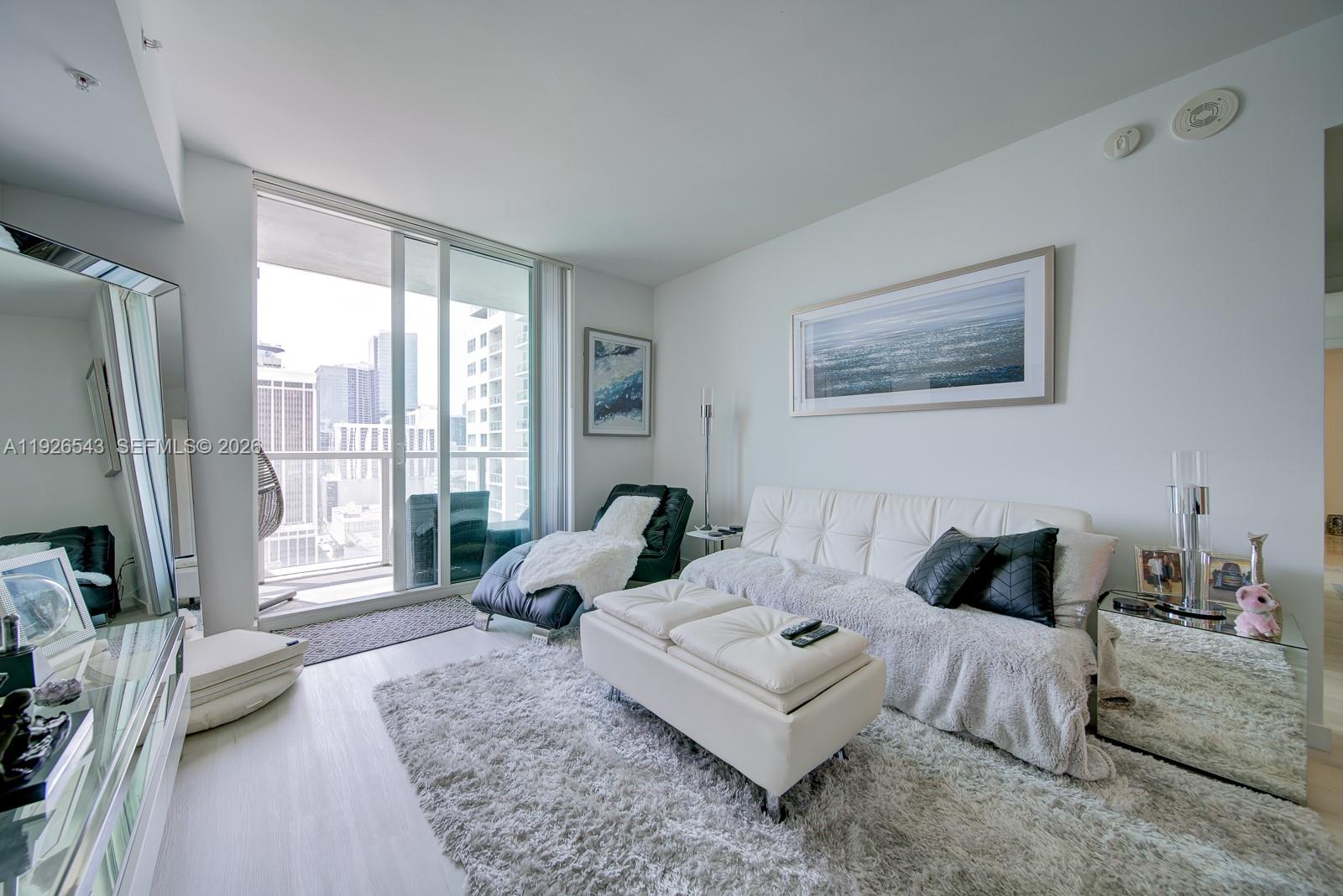 VIZCAYNE NORTH CONDO - Residential