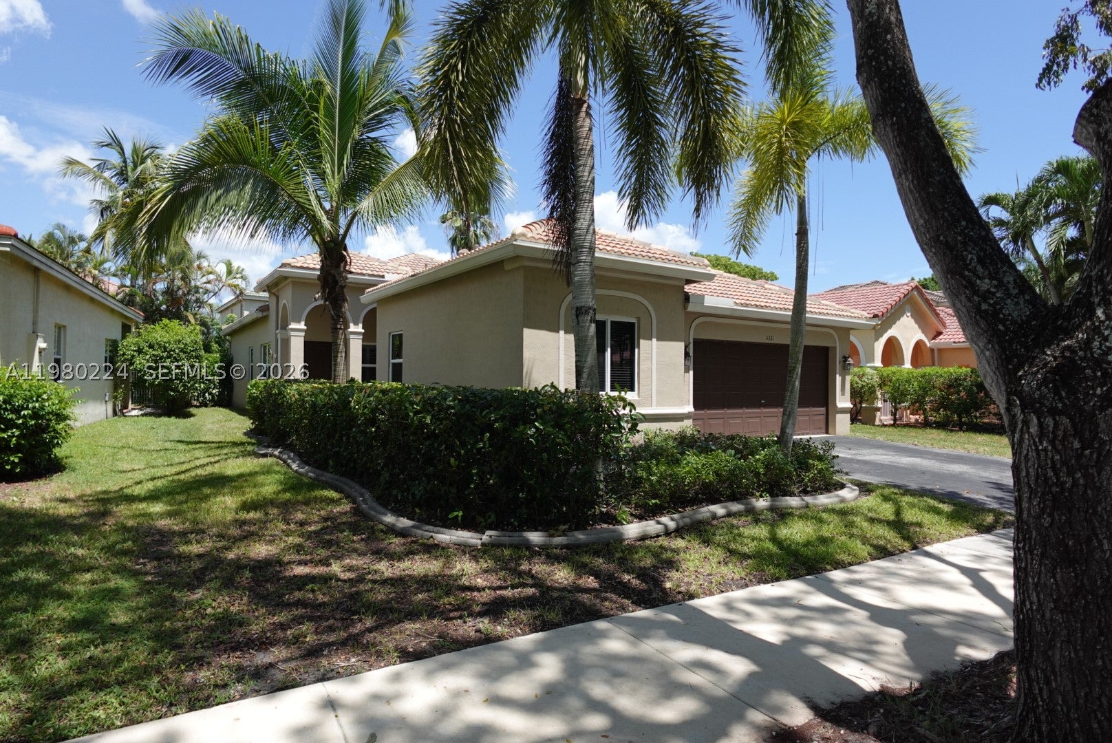 4321 Willow Ridge Dr
