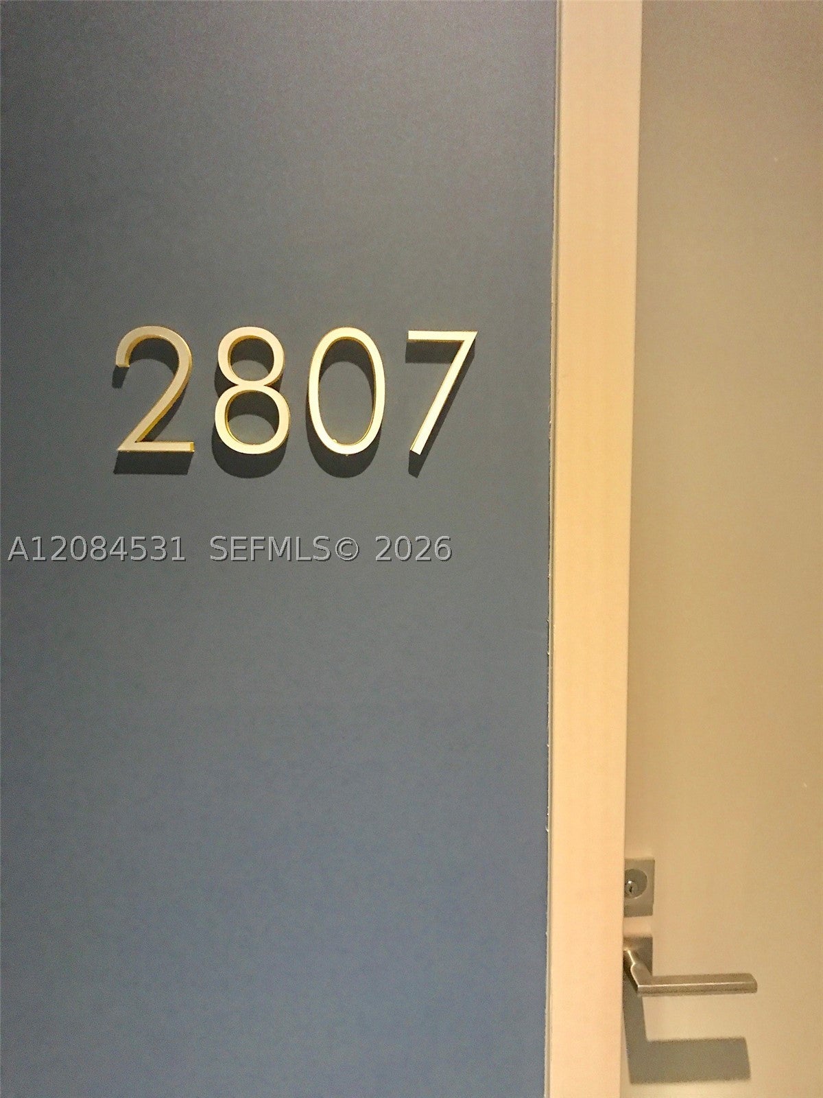 55 SW 9th St 2807