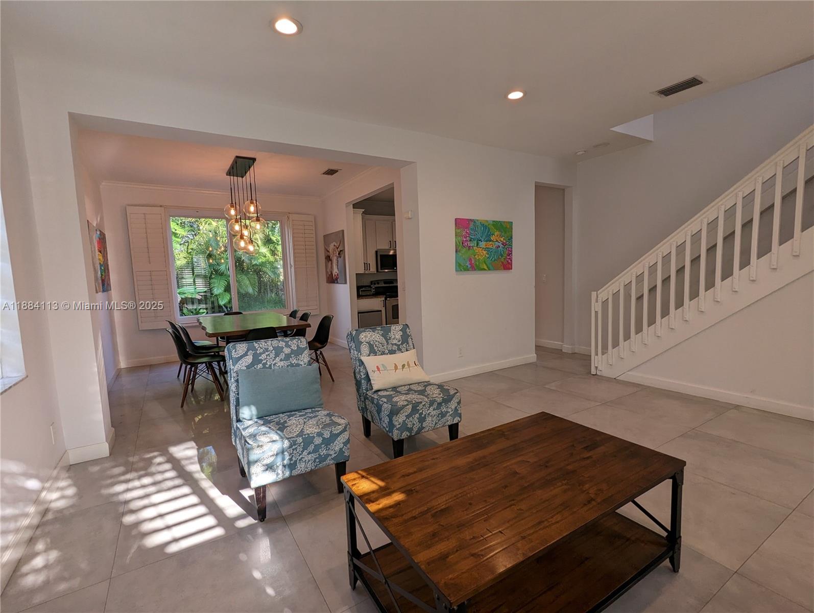 EMERALD COURTS - OPAL CRE - Residential