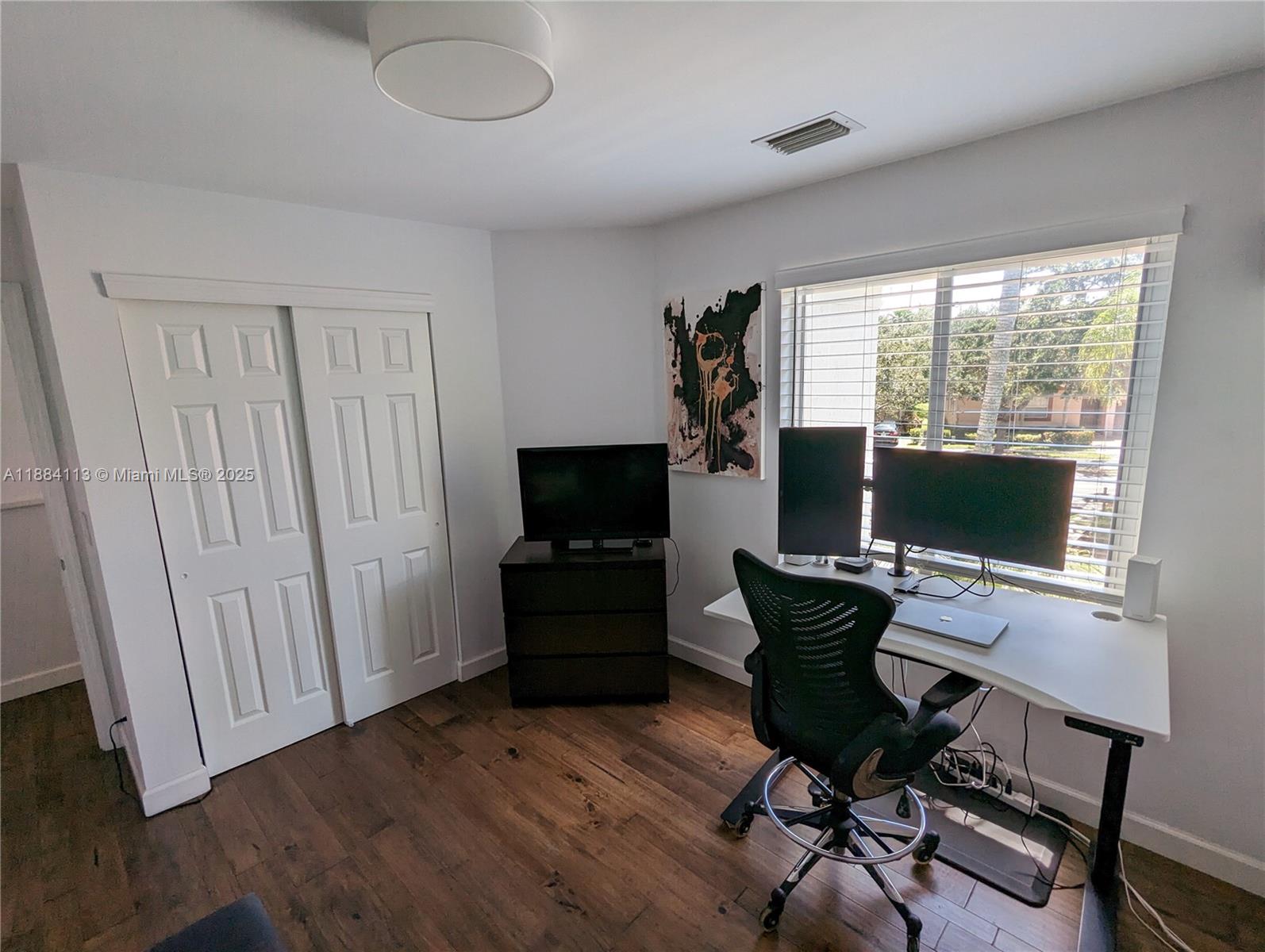EMERALD COURTS - OPAL CRE - Residential