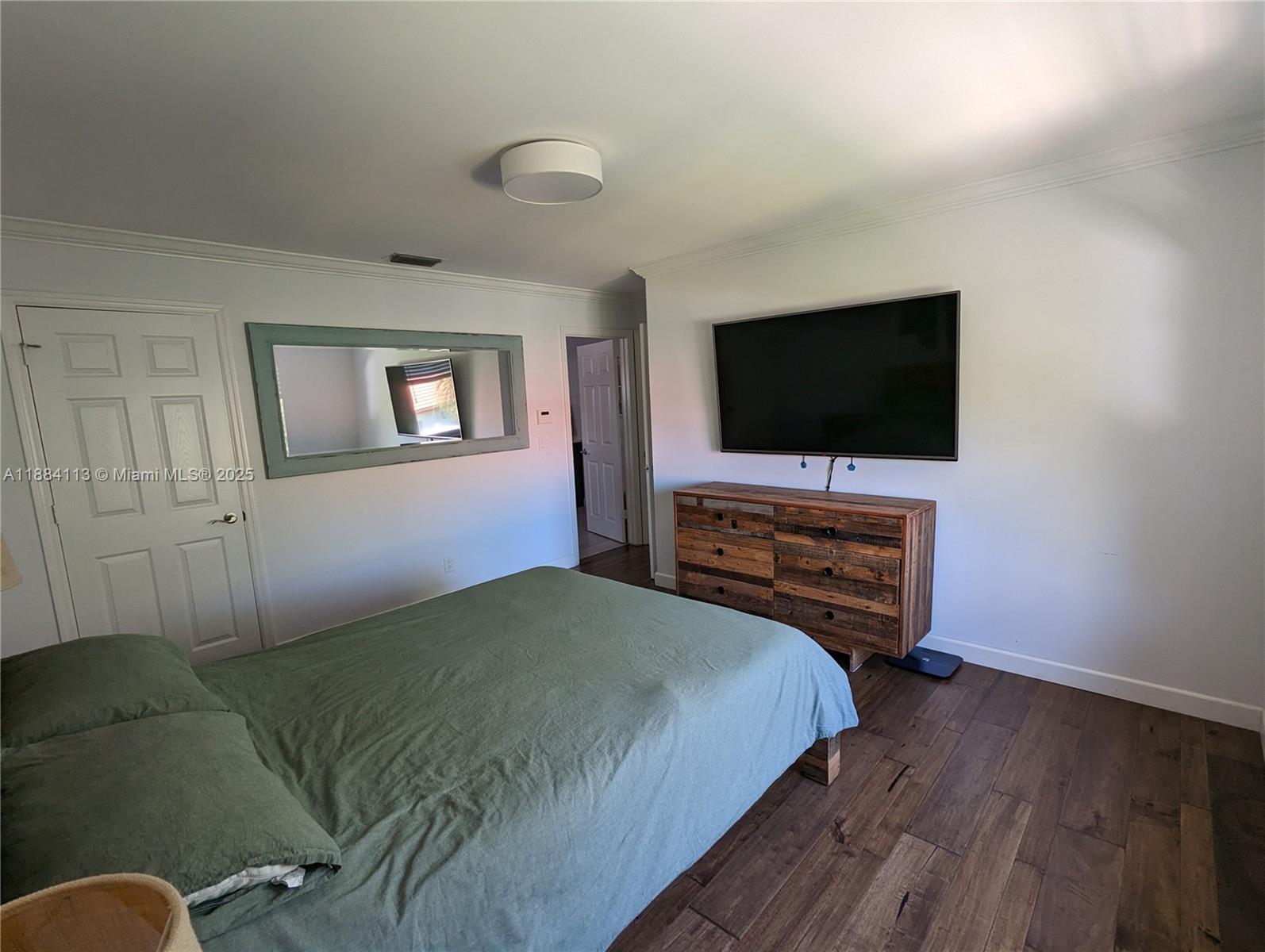 EMERALD COURTS - OPAL CRE - Residential