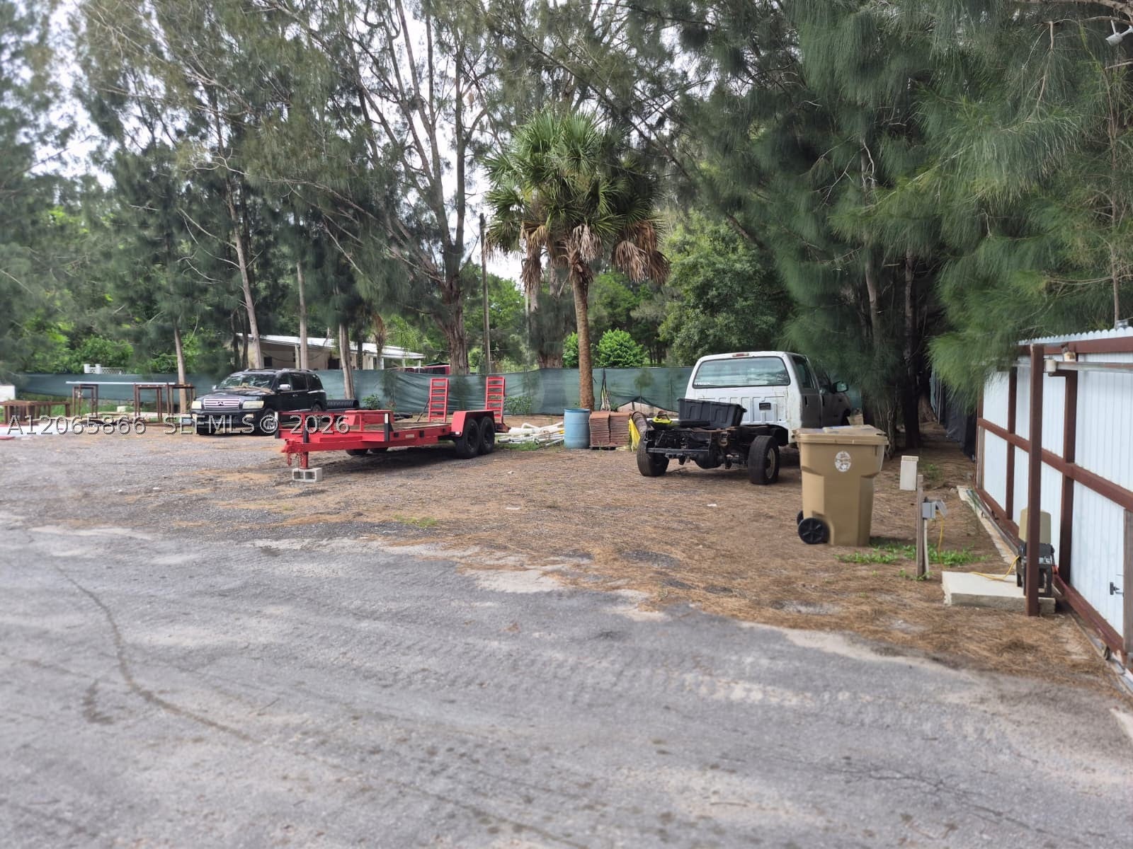 160 N Granja St