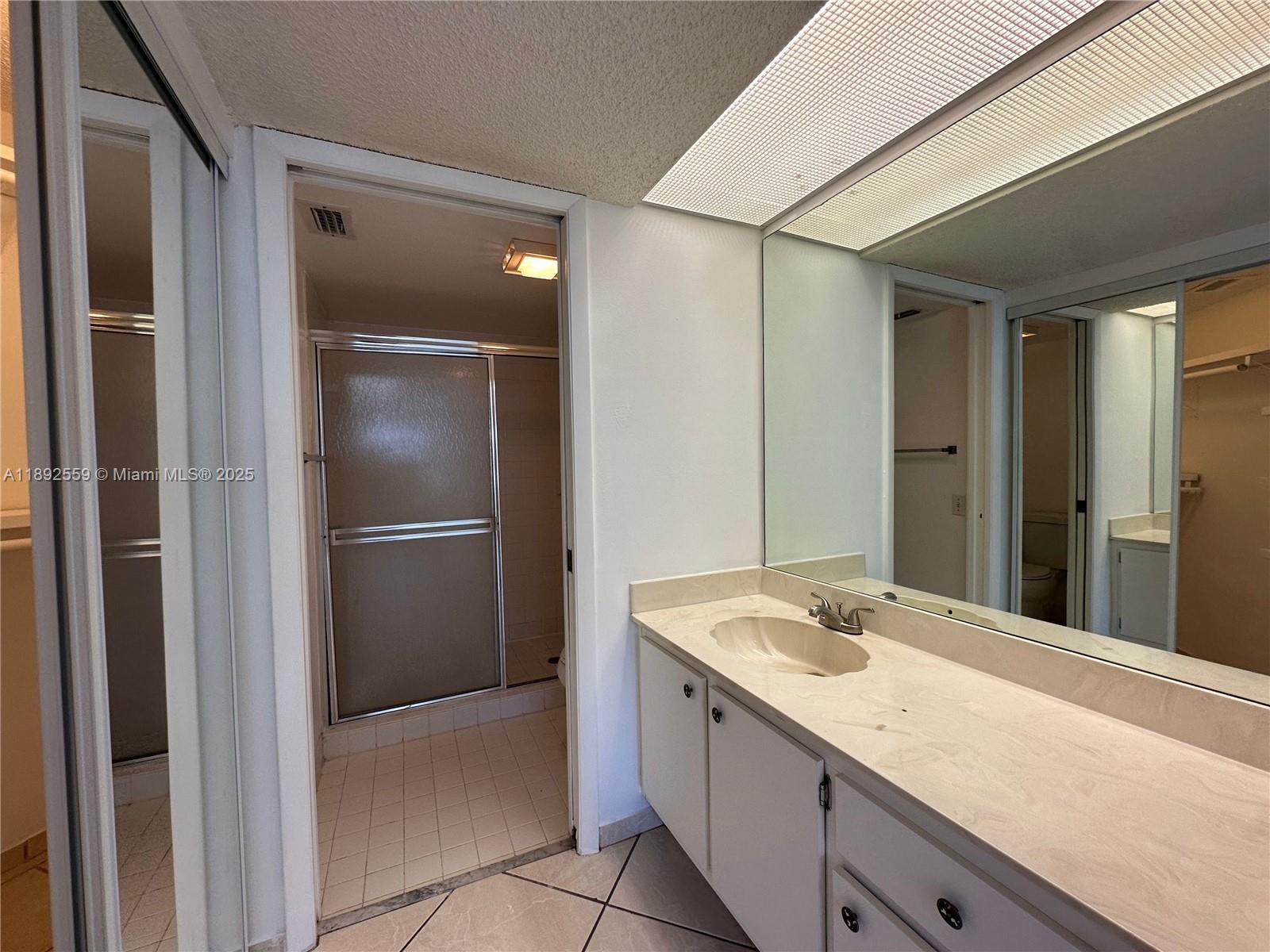 KEYS GATE CONDO NO FOUR - Residential Lease