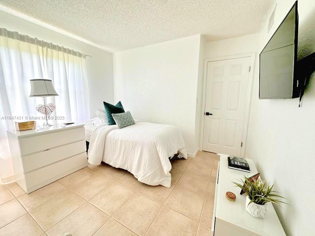 ISLE OF SANDALFOOT CONDO - Residential Lease