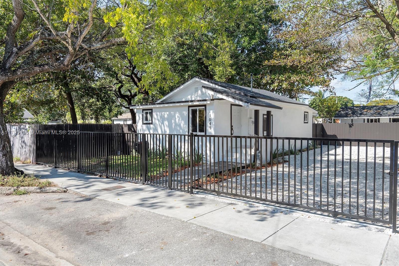 Property for Sale at 1045 Nw 55th Terrace, Miami, Broward County, Florida - Bedrooms: 4 
Bathrooms: 3  - $649,000