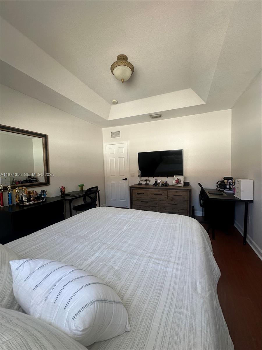 VILLAS AT NAUTICA THREE C - Residential