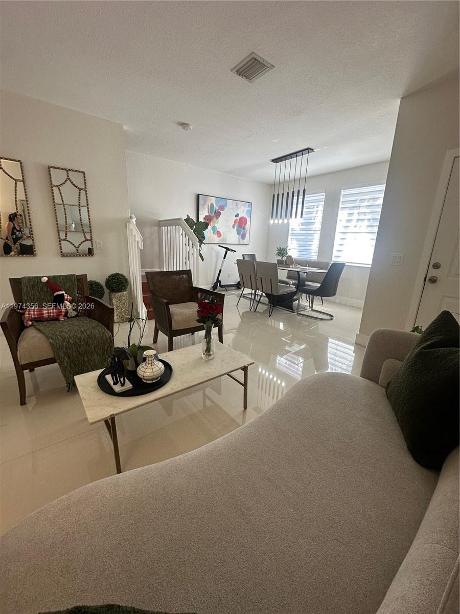 VILLAS AT NAUTICA THREE C - Residential