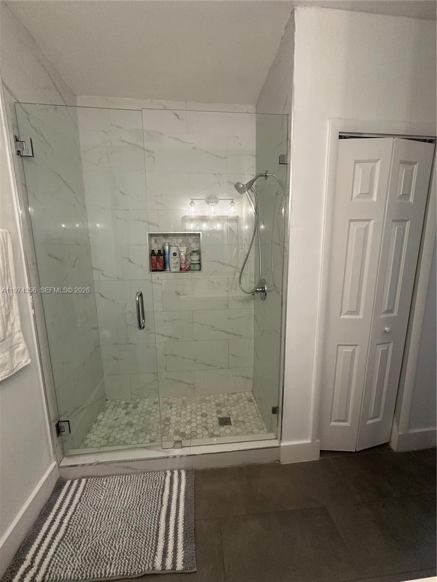 VILLAS AT NAUTICA THREE C - Residential