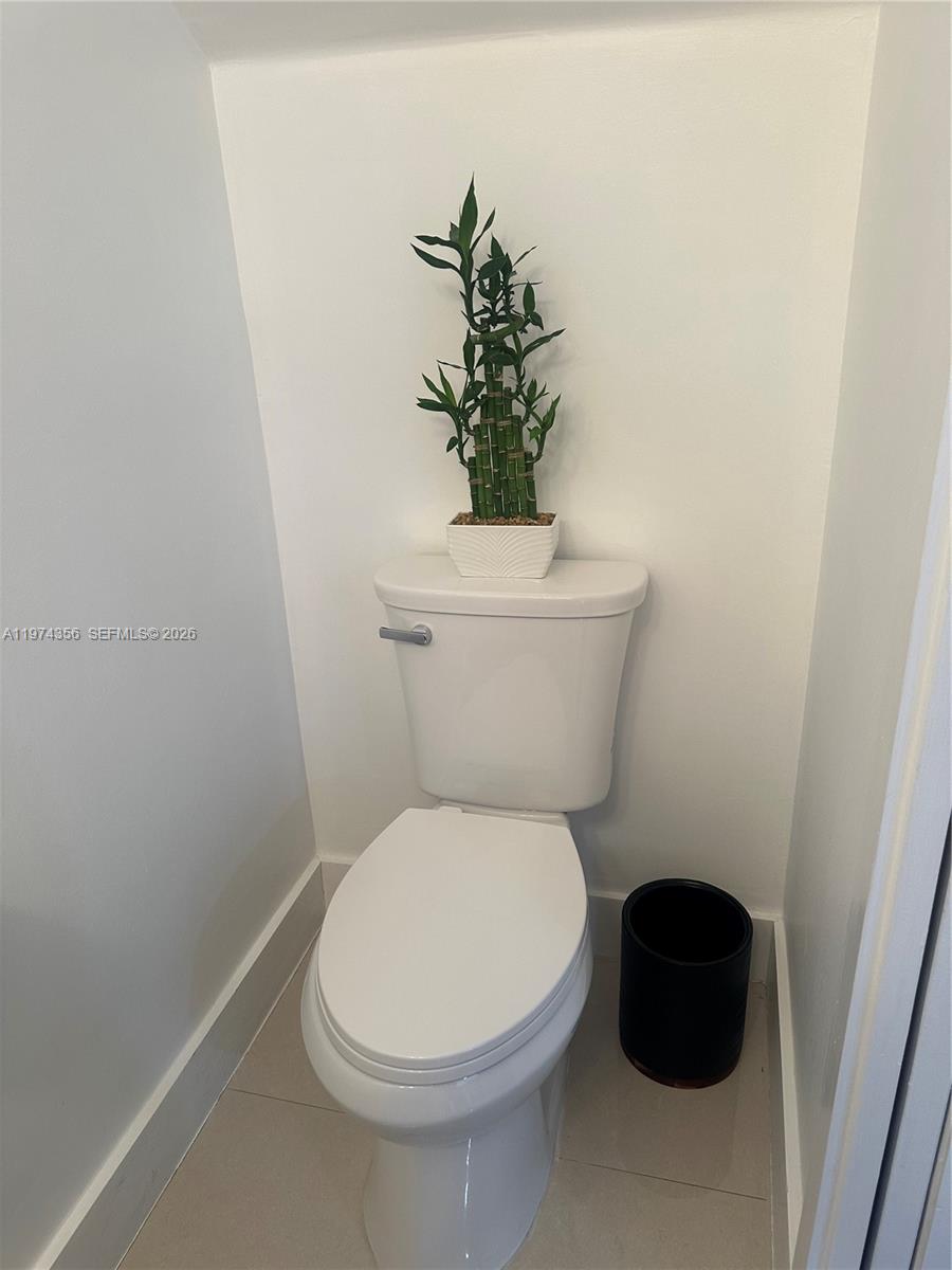 VILLAS AT NAUTICA THREE C - Residential